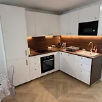 Beautiful 3 Rooms, Carre D 'or * Nice