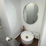 Beautiful 3 Rooms, Carre D 'or Daire Nice