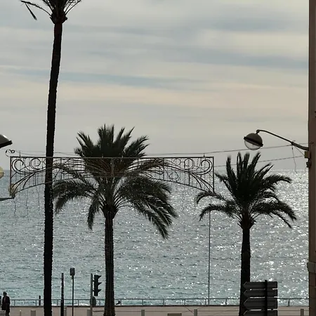 Daire Beautiful 3 Rooms, Carre D 'or Nice