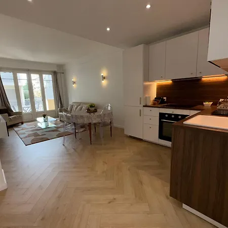Beautiful 3 Rooms, Carre D 'or Lejlighed