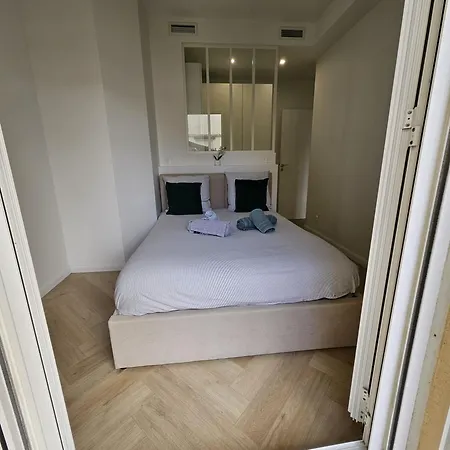 Apartamento Beautiful 3 Rooms, Carré D 'or *