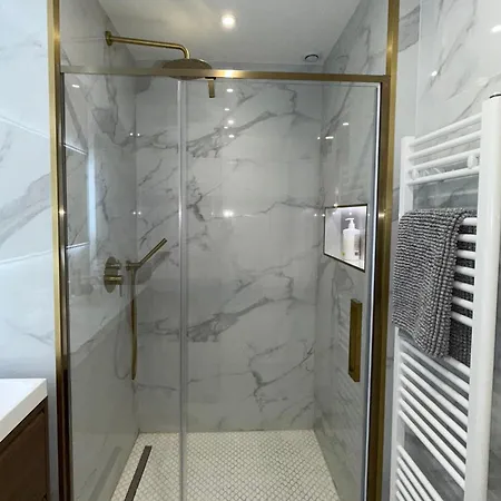 Beautiful 3 Rooms, Carré D 'or Niza