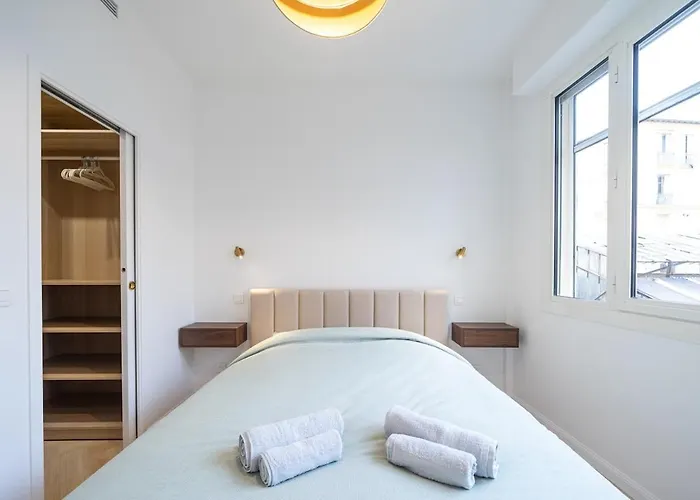 Beautiful 3 Rooms, Carre D 'or Nicea